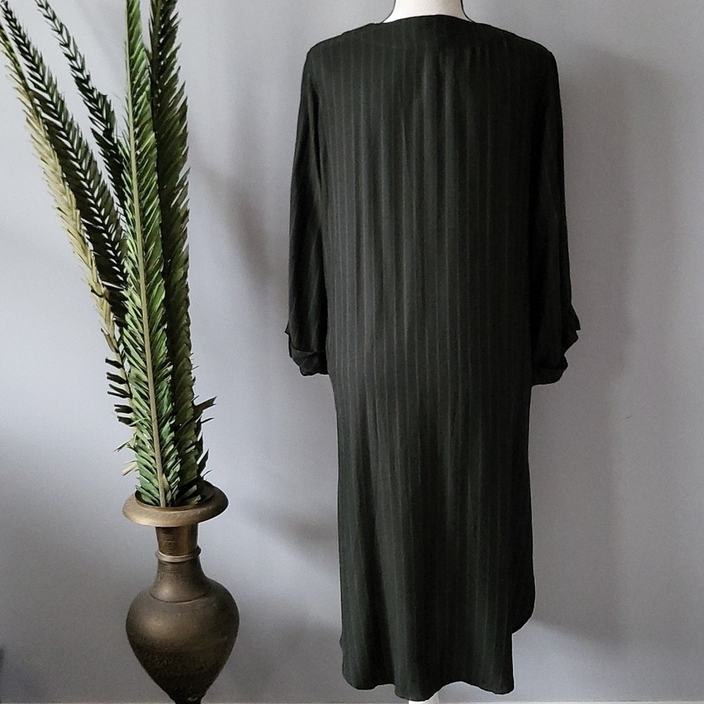 Socialite semi sheer olive green pinstriped lightweight duster/open cardigan NWT - Picture 4 of 11
